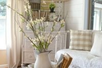 Splendid Spring Home Decor Ideas With Farmhouse Style To Try Asap 44