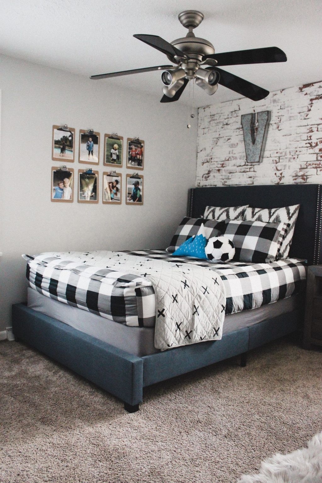 Stunning Teenage Bedroom Decoration Ideas With Big Bed 36