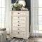 Stylish Bedroom Dressers Ideas With Mirrors That You Need To Try 14