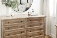 Stylish Bedroom Dressers Ideas With Mirrors That You Need To Try 32