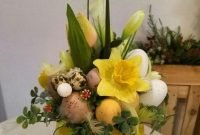 Astonishing Easter Flower Arrangement Ideas That You Will Love 04