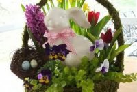 Astonishing Easter Flower Arrangement Ideas That You Will Love 38