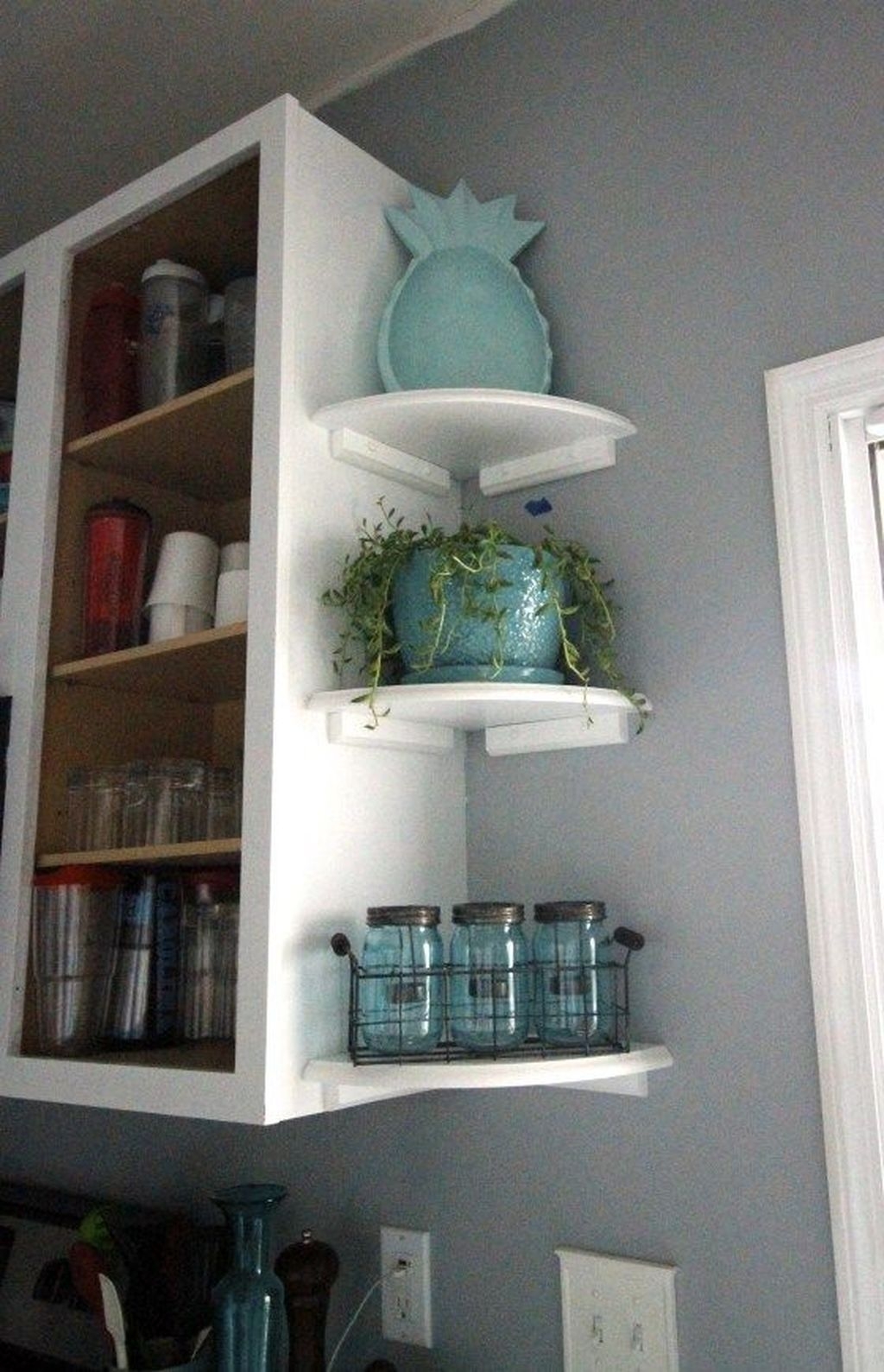 Creative Floating Corner Shelves For Living Room Organization Ideas 38