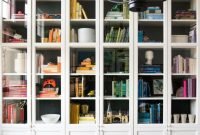 Fabulous Bookcase Decorating Ideas To Perfect Your Interior Design 31