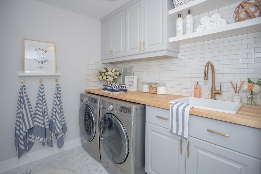 Inspiring Laundry Room Design With French Country Style 05