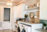 Inspiring Laundry Room Design With French Country Style 30