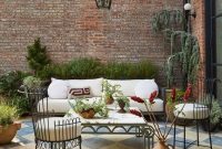 Luxury Garden Furniture Ideas To Enjoy Your Spring Backyard 44