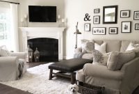 Popular Ways To Efficiently Arrange Furniture For Small Living Room 20