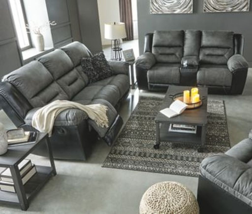 Popular Ways To Efficiently Arrange Furniture For Small Living Room 44
