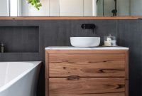 Unordinary Bathroom Design Ideas With Stunning Wood Shades 24