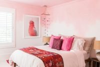Astonishing Red Bedroom Decorating Ideas For You 05