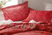 Astonishing Red Bedroom Decorating Ideas For You 11