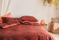 Astonishing Red Bedroom Decorating Ideas For You 20