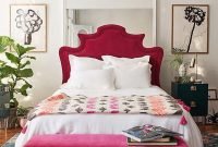 Astonishing Red Bedroom Decorating Ideas For You 24