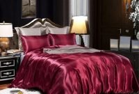 Astonishing Red Bedroom Decorating Ideas For You 35