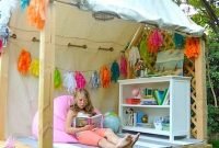 Enjoyable Outdoor Playhouses Ideas To Live Childhood Adventures 23